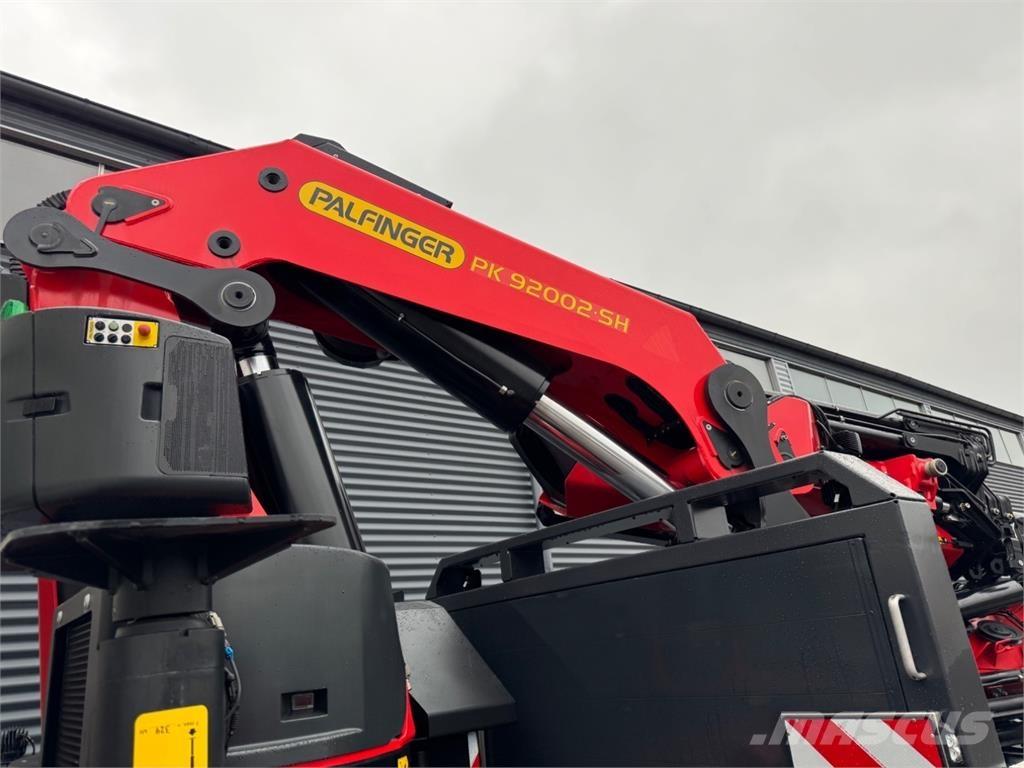 Scania R500 8X4 Tovornjaki z žerjavom