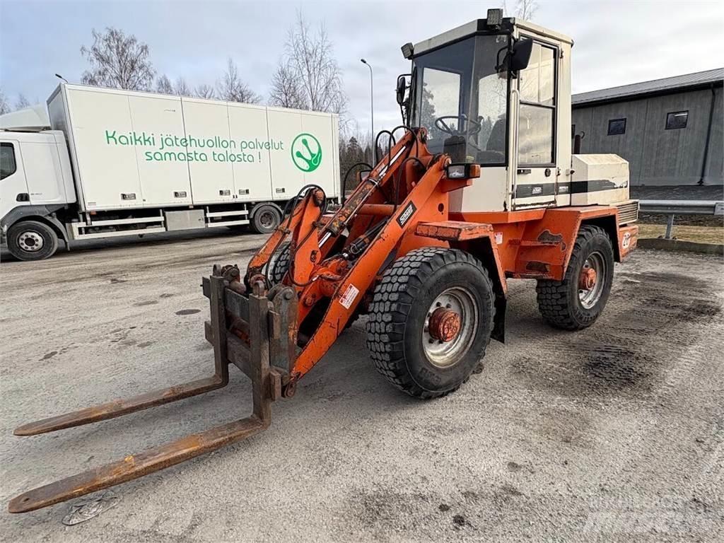 Schaeff SKL 835 Kolesni nakladalci