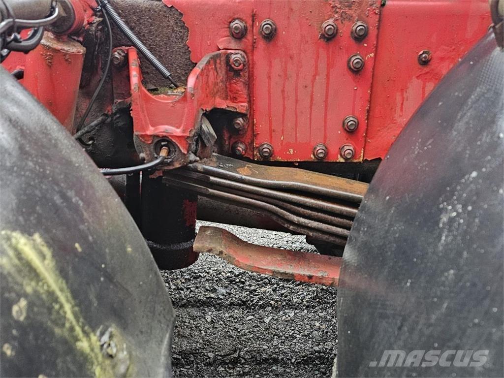 Sisu E12M 8X2 Kotalni prekucni tovornjaki