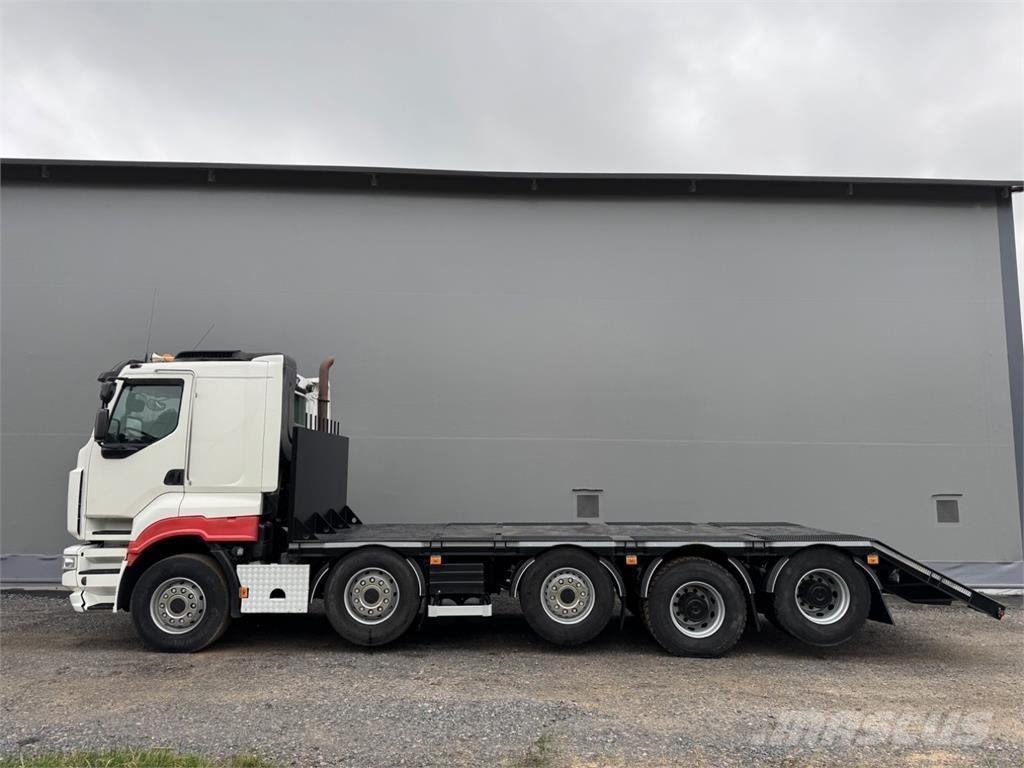 Sisu R500 10x4 Tovornjaki za prevoz gozdnih strojev