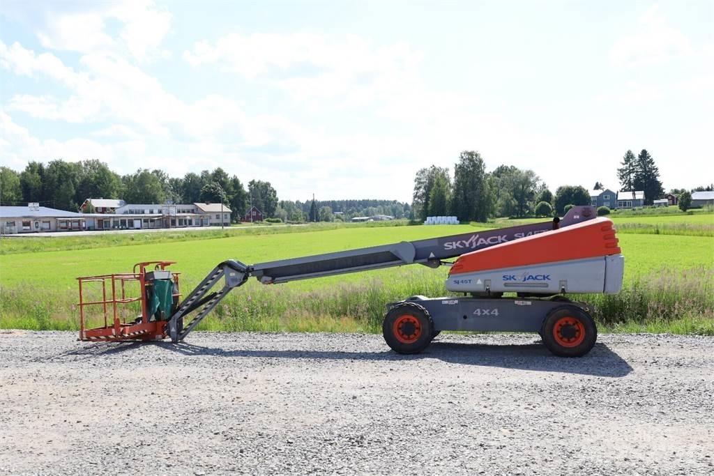 SkyJack SJ 45T Vertikalna dvigala