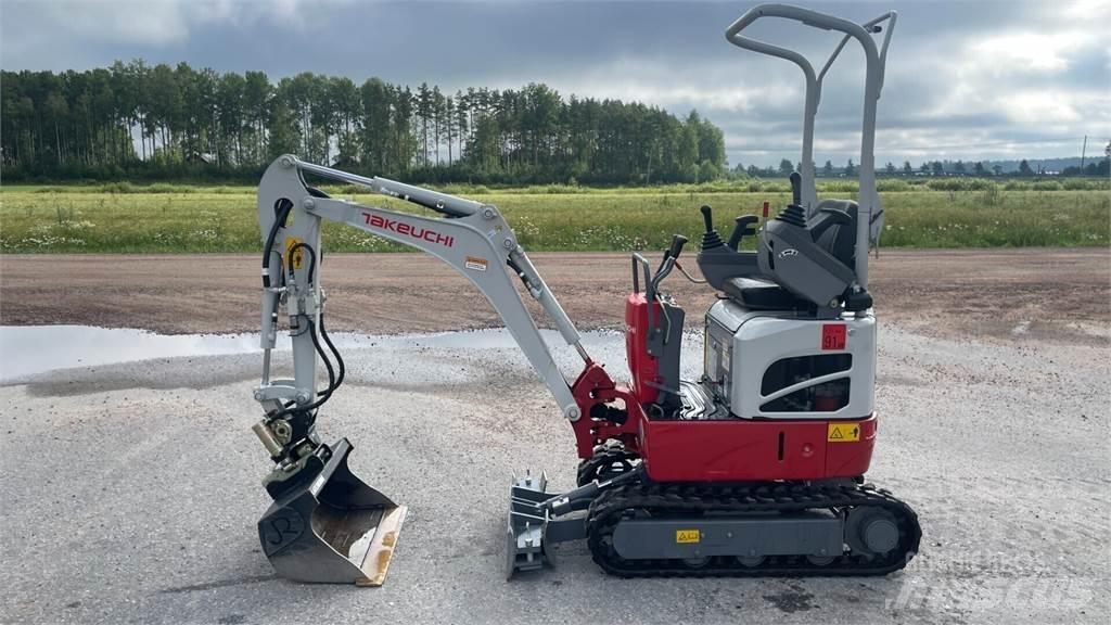 Takeuchi TB210R Mini bagri <7t