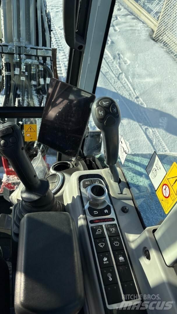 Takeuchi TB335R Mini bagri <7t