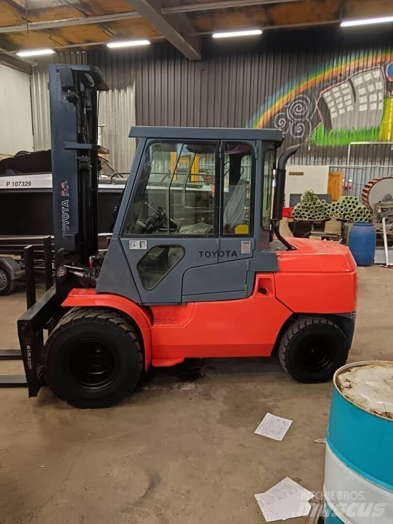 Toyota 02-7FD45 Dizelski viličarji
