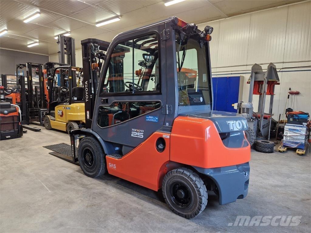 Toyota 02-8FDF25 Dizelski viličarji