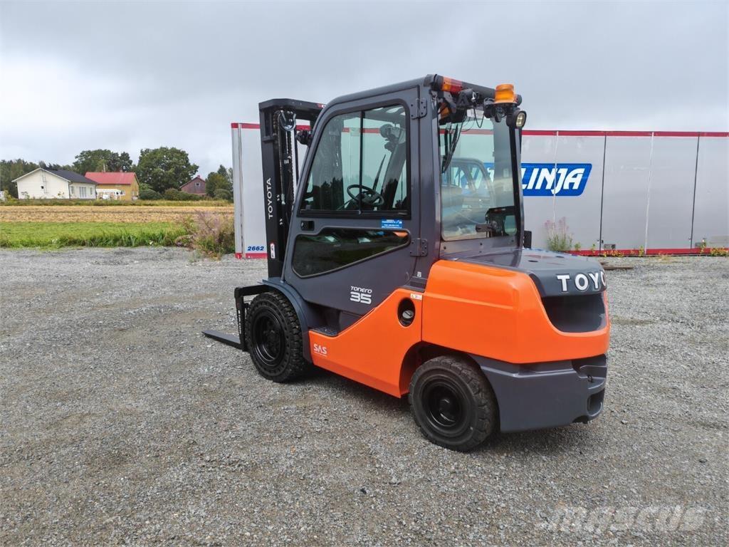 Toyota 02-8FDJF35 Dizelski viličarji