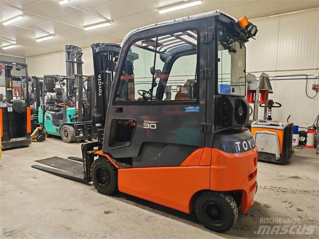 Toyota 8FBMT30 Električni viličarji