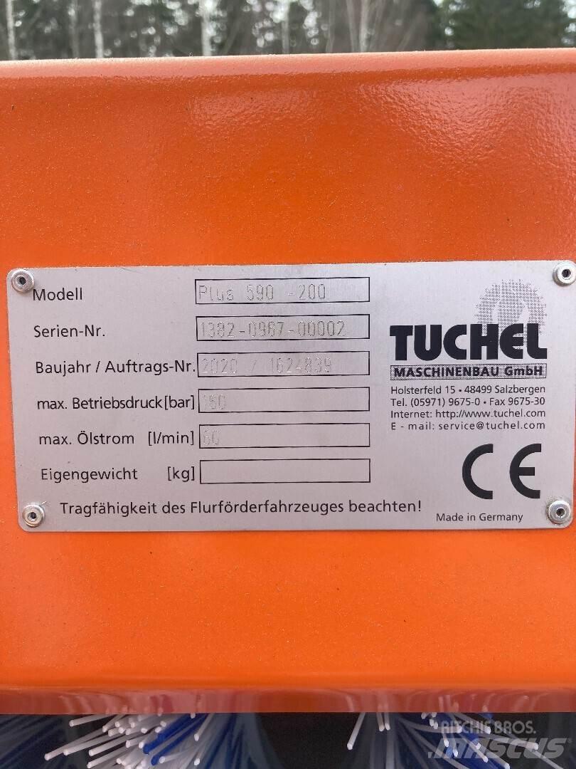Tuchel Plus 590 Cestni pometači