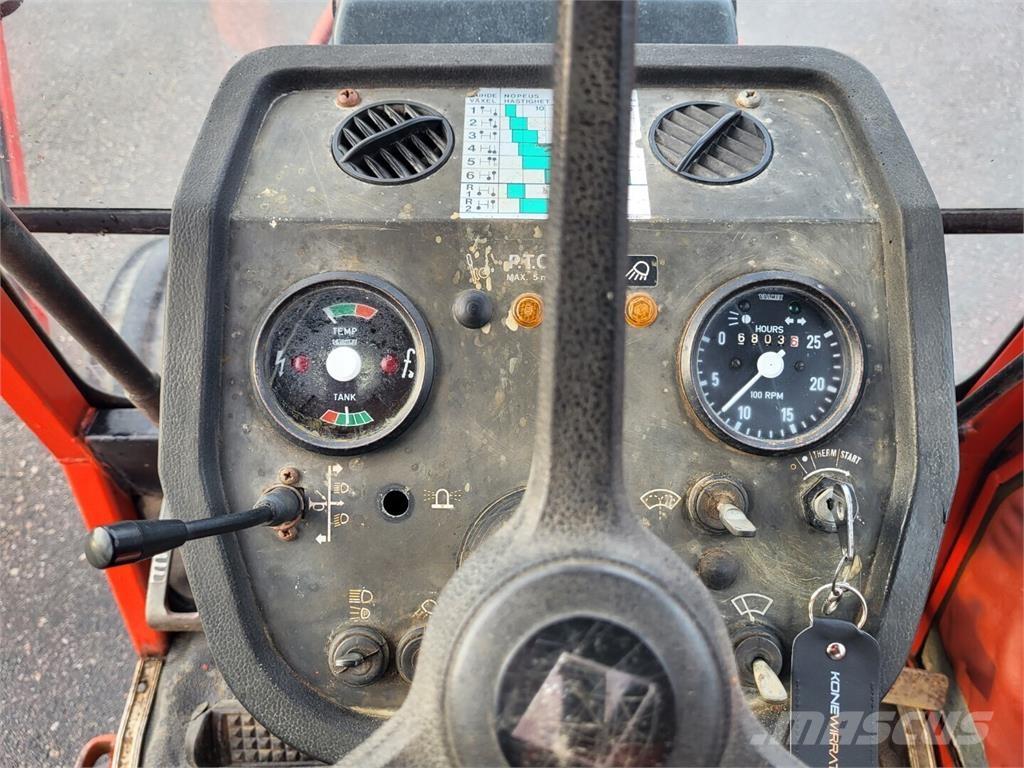 Valmet 604 Traktorji