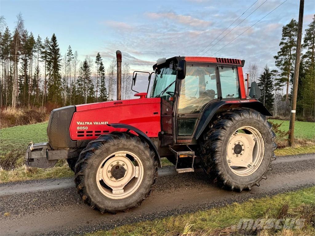 Valmet 8050 Traktorji