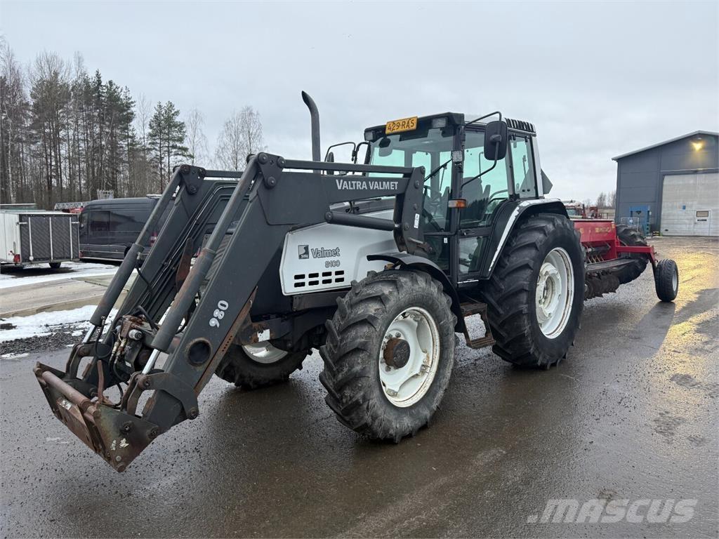 Valmet 8100 Turbo Traktorji