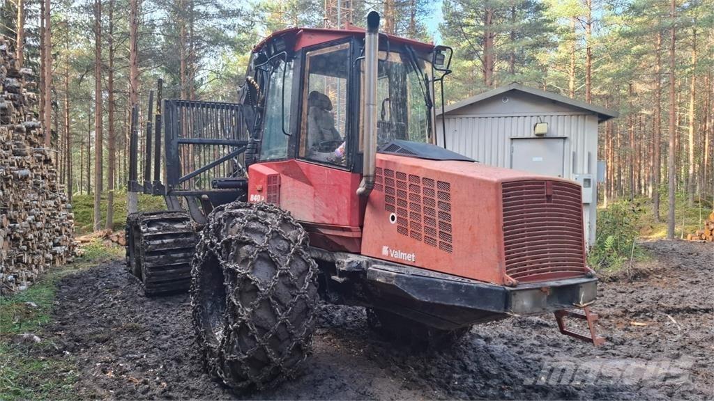 Valmet 840.2 Forwarderji