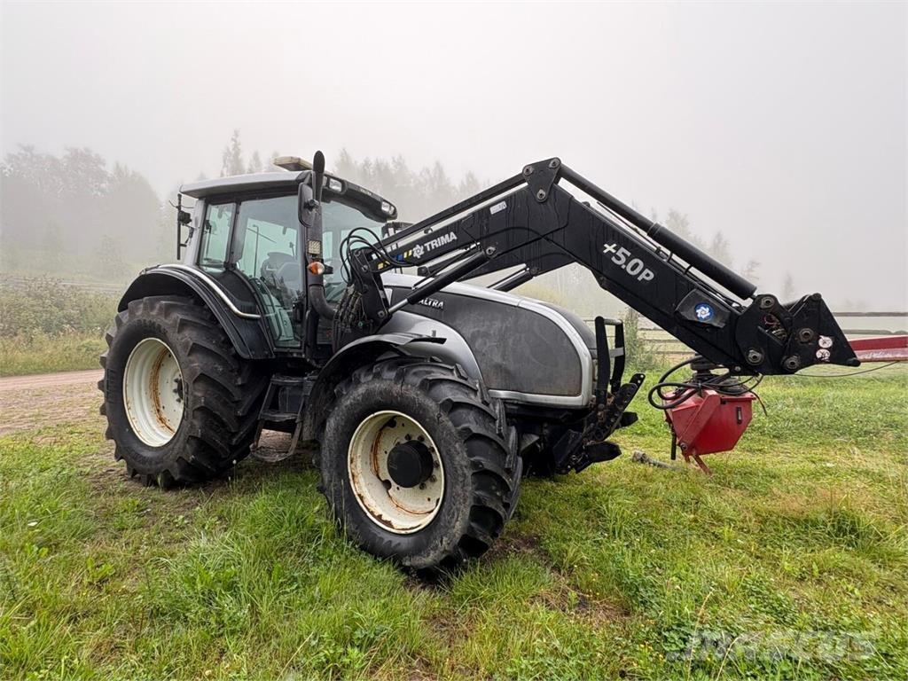 Valtra T 151 E Traktorji