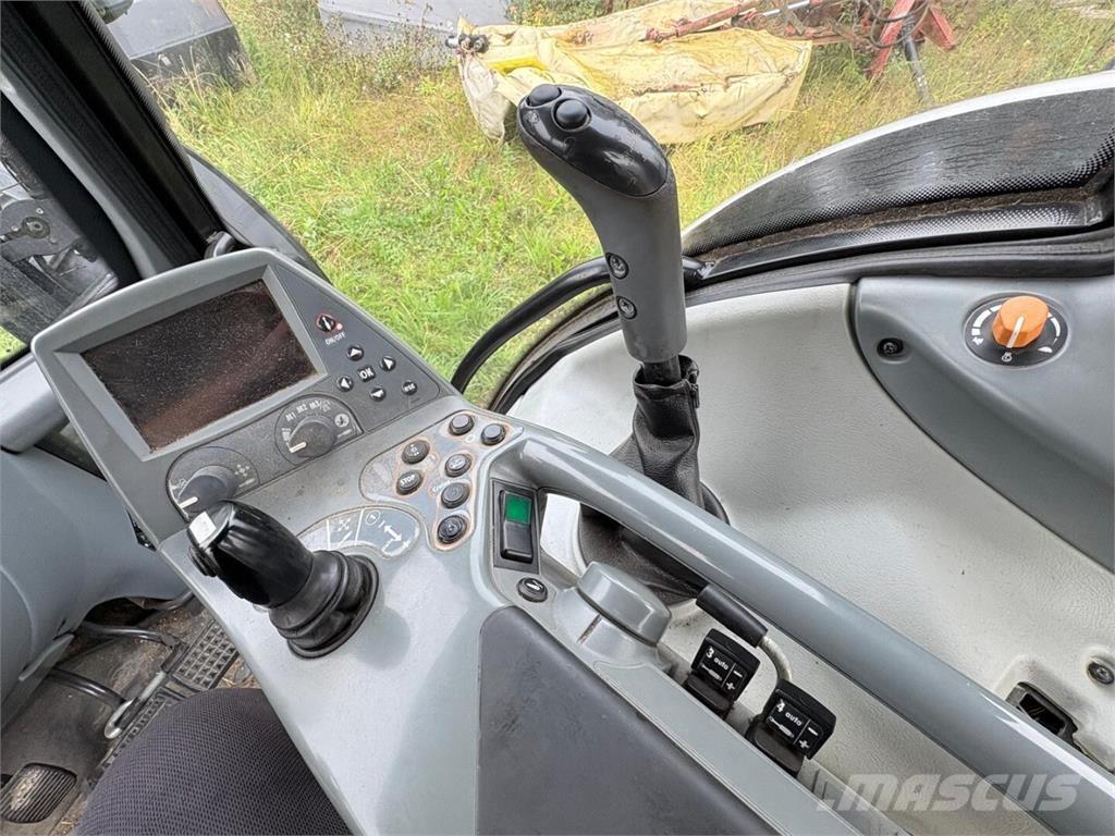 Valtra T 151 E Traktorji