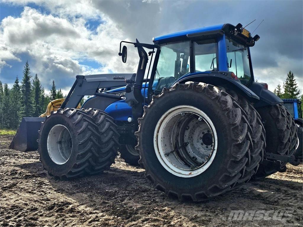Valtra T191 Traktorji