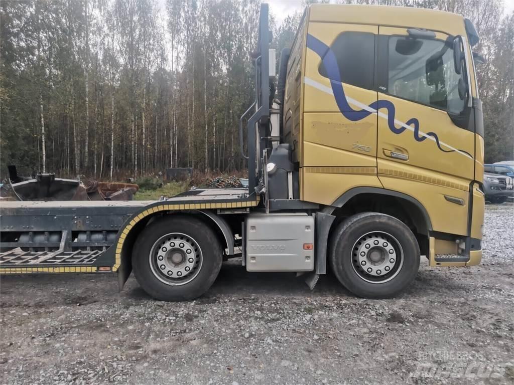 Volvo 750 Avtotransporterji