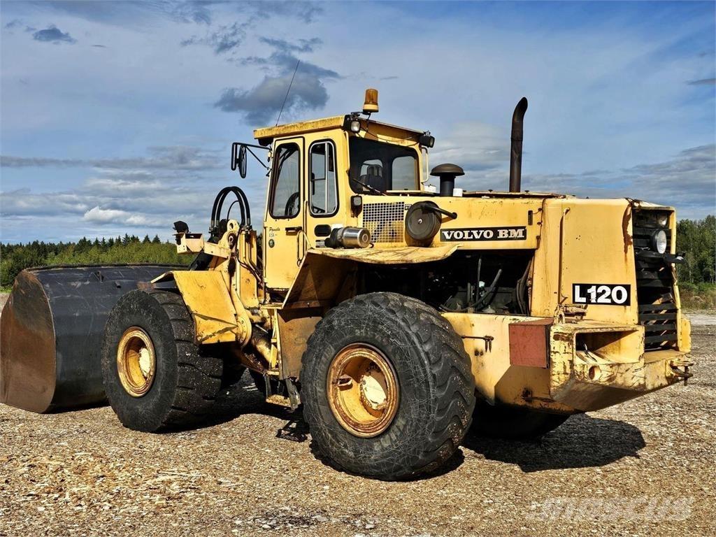 Volvo BM L120 Kolesni nakladalci