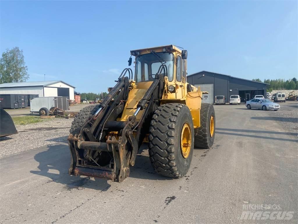 Volvo BM L90 Kolesni nakladalci