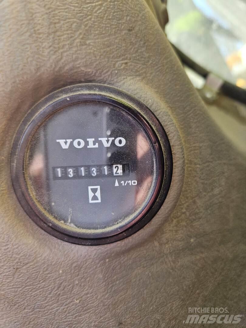 Volvo EC 380 EL Bagri goseničarji