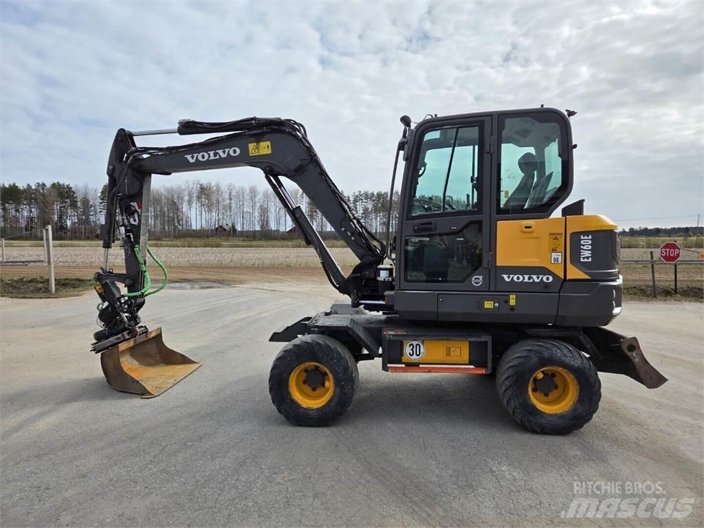 Volvo EW60E Bagri na kolesih