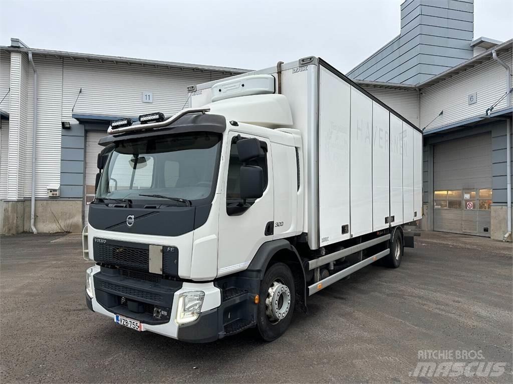 Volvo FE320 4x2 Tovornjaki zabojniki