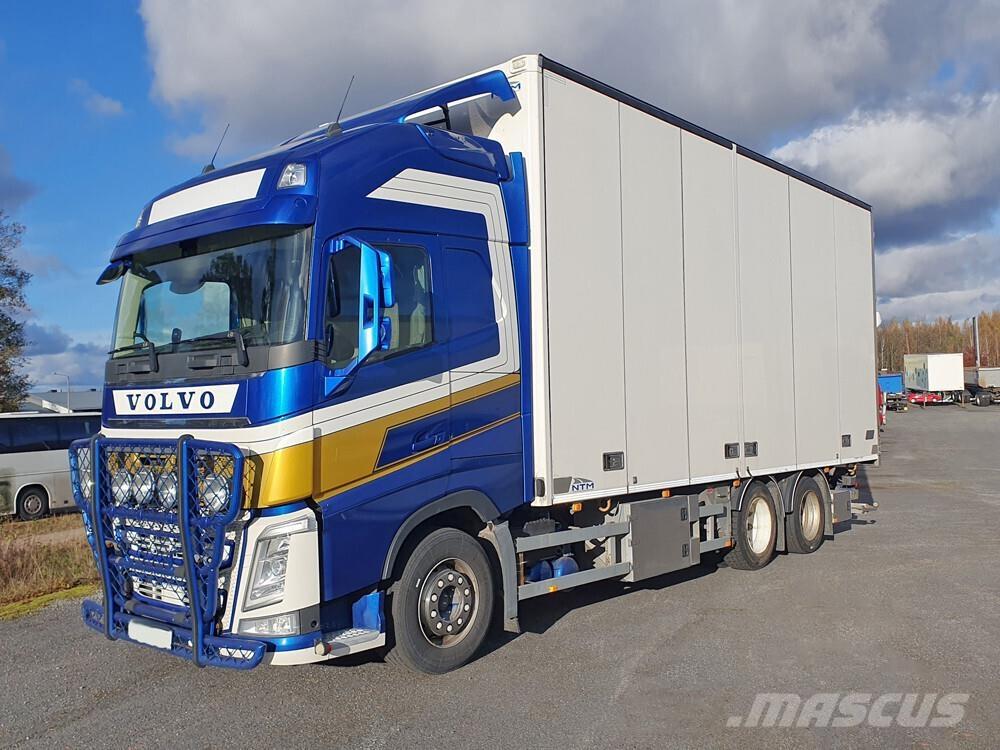 Volvo FH16 6x2 -17 Tovornjaki zabojniki