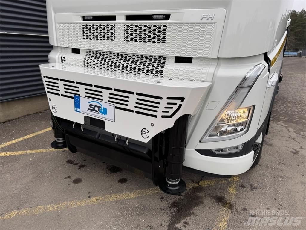 Volvo FH540 10X4 Tovornjaki z žerjavom