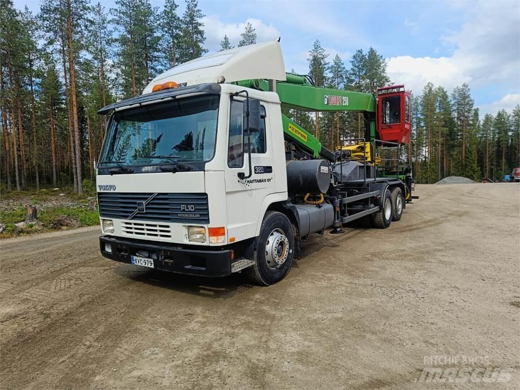 Volvo FL10 Tovornjaki z žerjavom