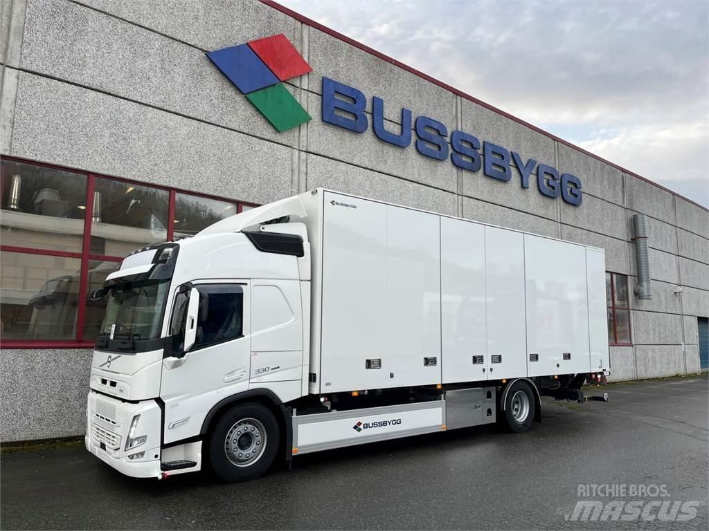 Volvo FM330 4x2 Tovornjaki zabojniki