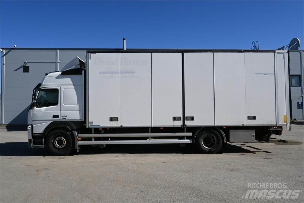 Volvo FM420 4x2 Tovornjaki zabojniki