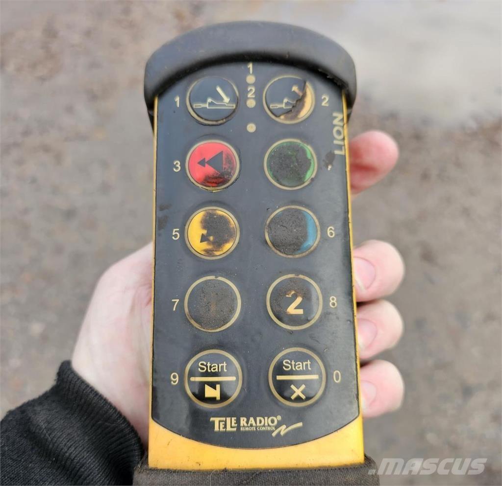 Volvo FM7 4X2 Avtotransporterji