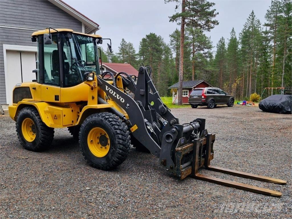 Volvo L 35 GT Kolesni nakladalci