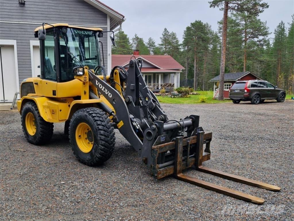 Volvo L 35 GT Kolesni nakladalci
