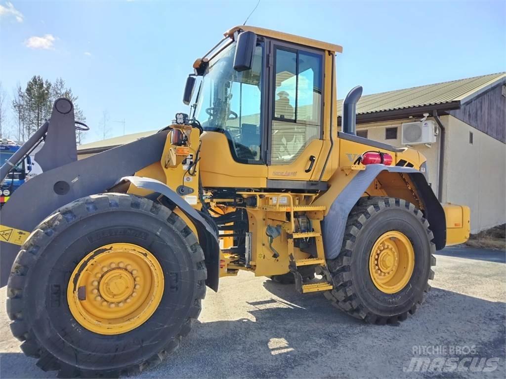 Volvo L 90 F Kolesni nakladalci