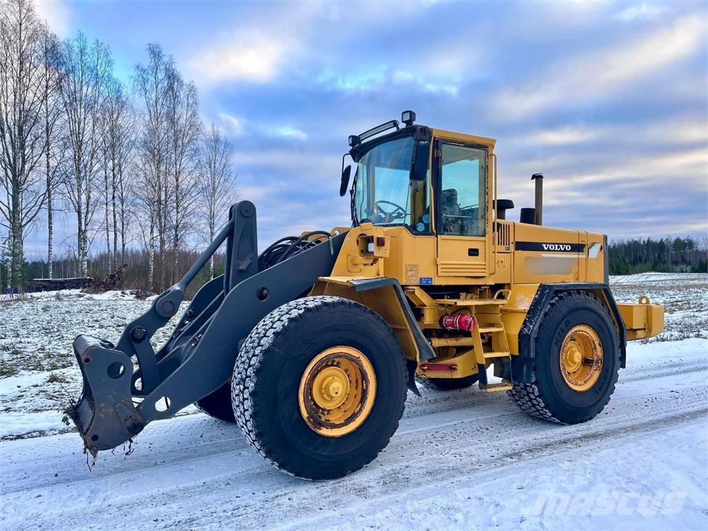 Volvo L120C Kolesni nakladalci