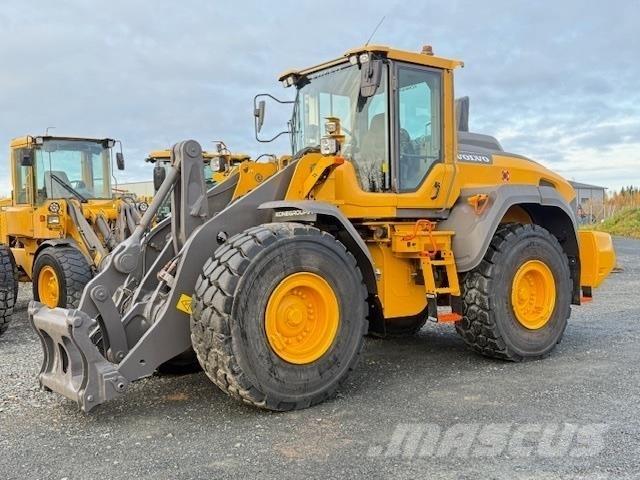 Volvo L120H Kolesni nakladalci