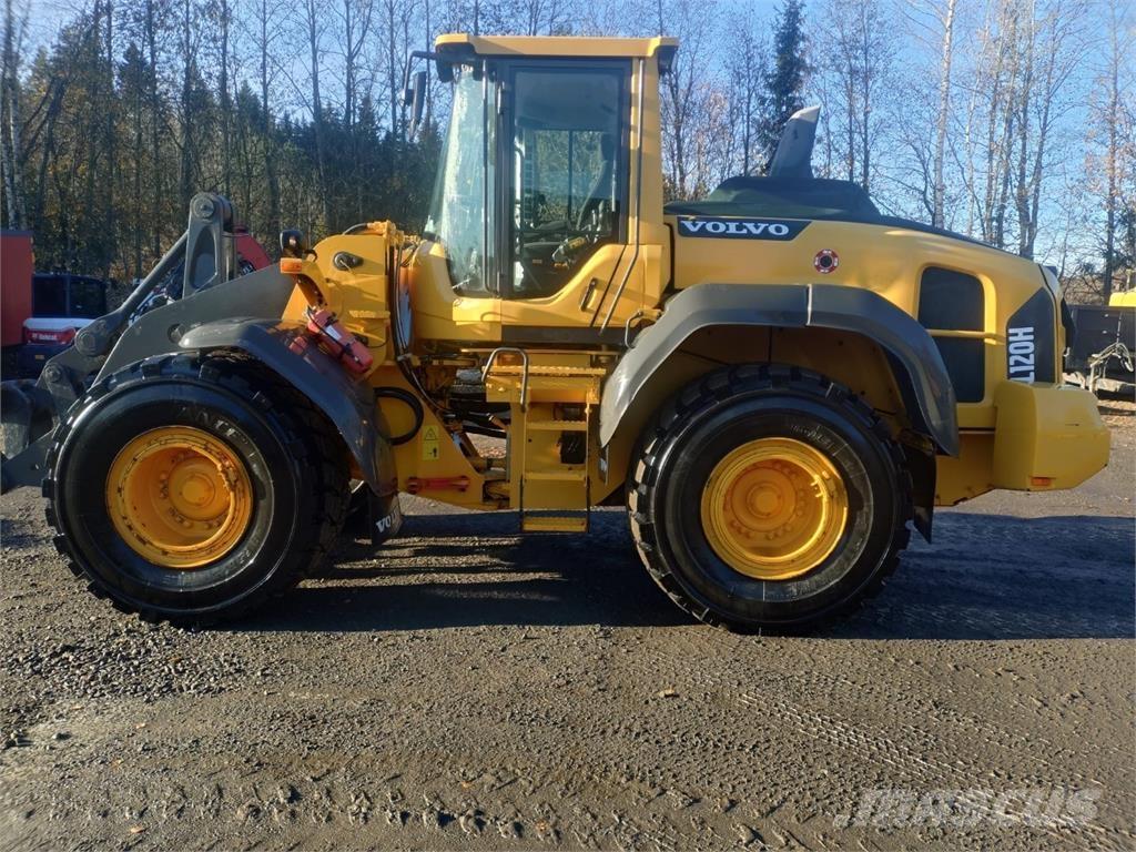 Volvo L120H Kolesni nakladalci