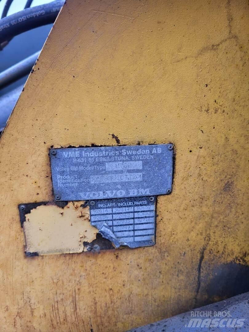 Volvo L70B Kolesni nakladalci