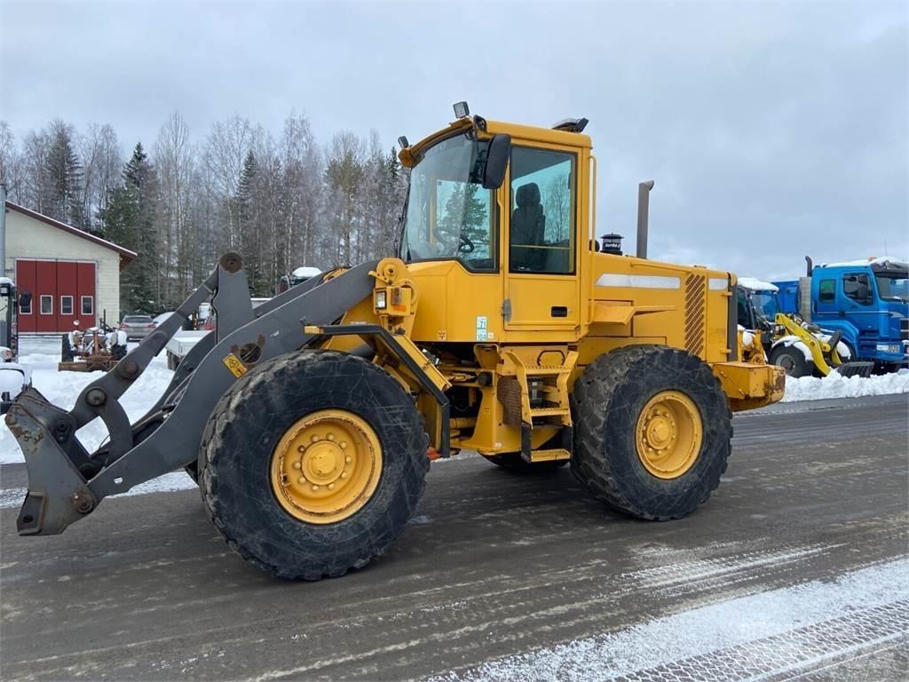 Volvo L70D Kolesni nakladalci
