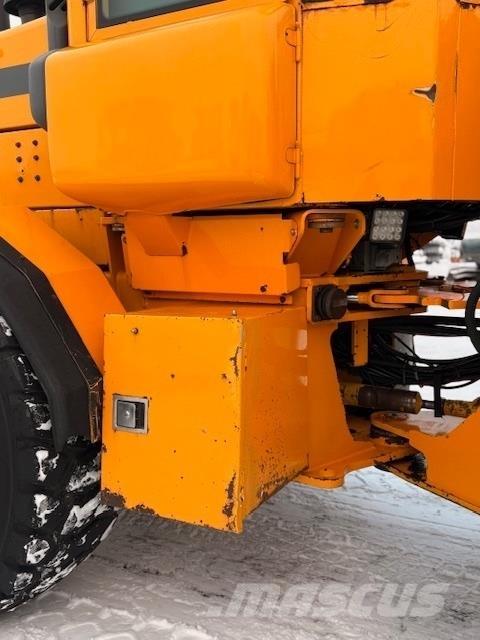 Volvo L70D Kolesni nakladalci