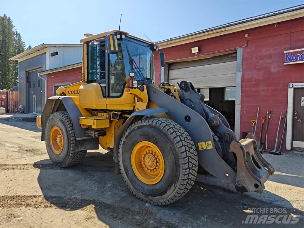 Volvo L70F Kolesni nakladalci