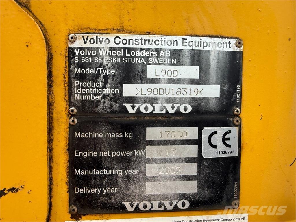 Volvo L90D Kolesni nakladalci