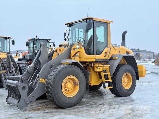 Volvo L90G Kolesni nakladalci