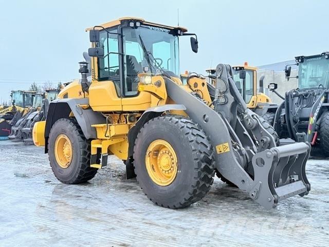 Volvo L90G Kolesni nakladalci