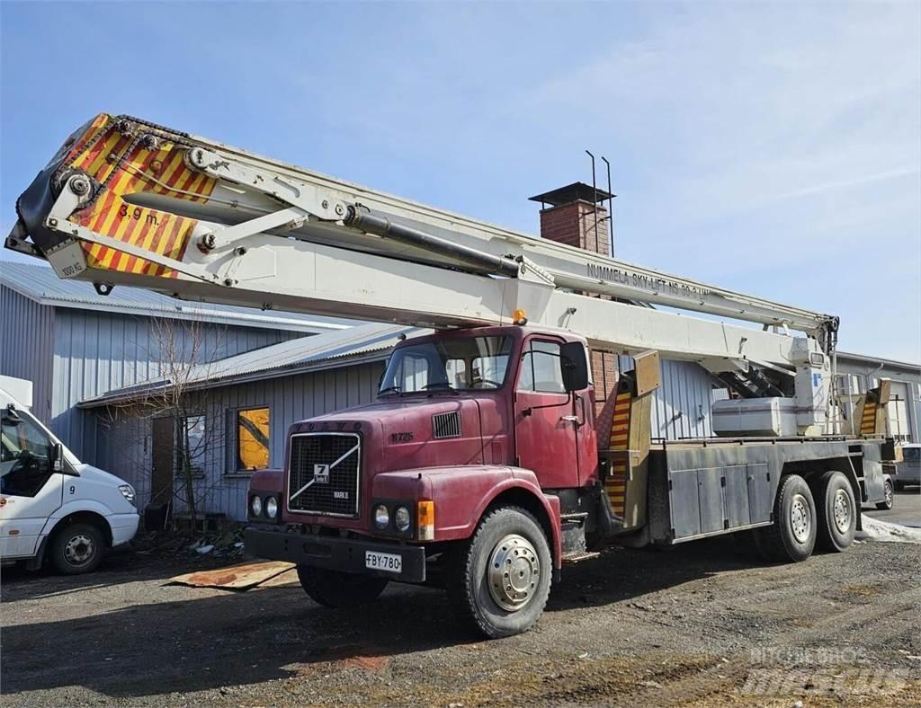Volvo N7 6x2 Tovornjaki z žerjavom
