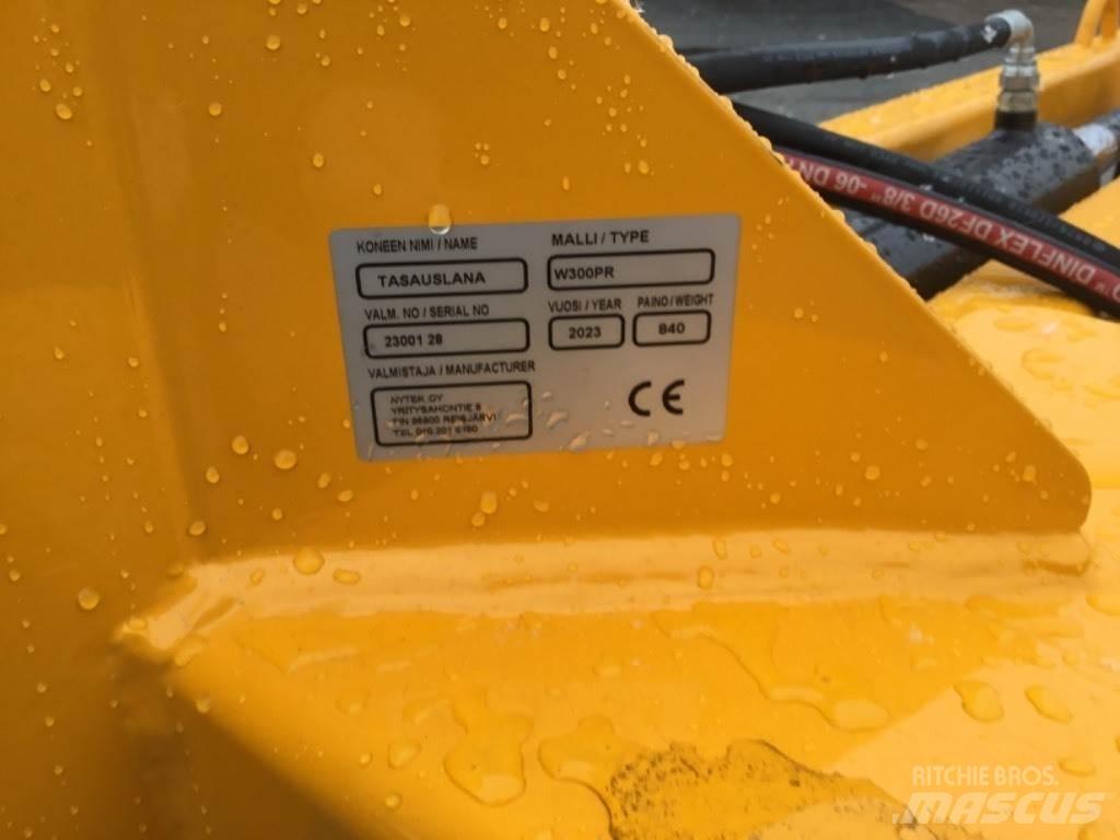 Wieska W300PR Drugi stroji za cesto in sneg