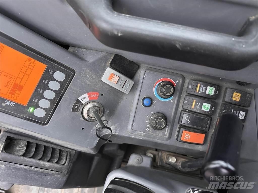 Yanmar SV100 Bagri goseničarji