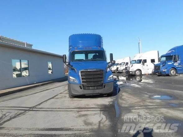 Freightliner CASCADIA 116 Vlačilci