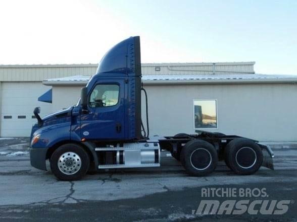 Freightliner CASCADIA 116 Vlačilci