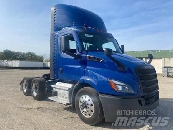 Freightliner CASCADIA 116 Vlačilci